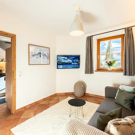 Hébergement de vacances Dorfchalets - Cenzi Inkl Tauern Therme Eintritt & Sommerkarte