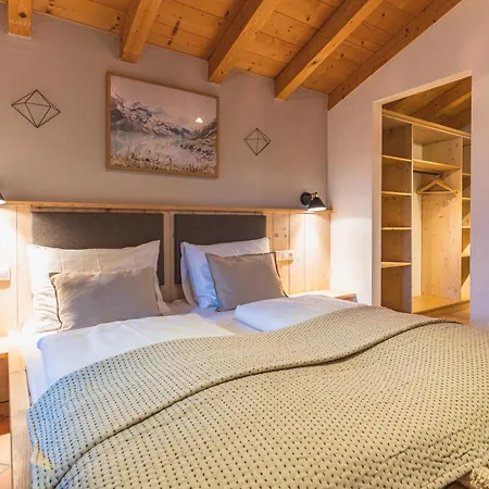 Hébergement de vacances Dorfchalets - Cenzi Inkl Tauern Therme Eintritt & Sommerkarte *